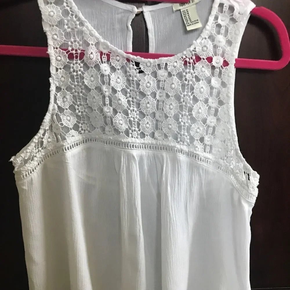 Forever 21 lace tank